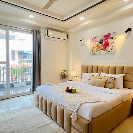 Bedchambers Serviced Apartments, Ardee City グルガウン エクステリア 写真