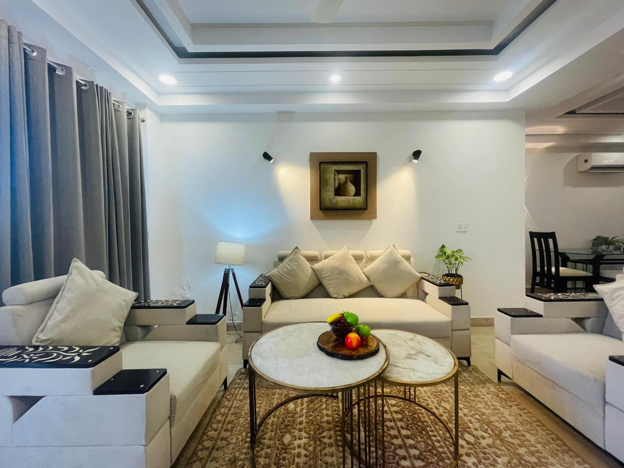 Bedchambers Serviced Apartments, Ardee City グルガウン エクステリア 写真